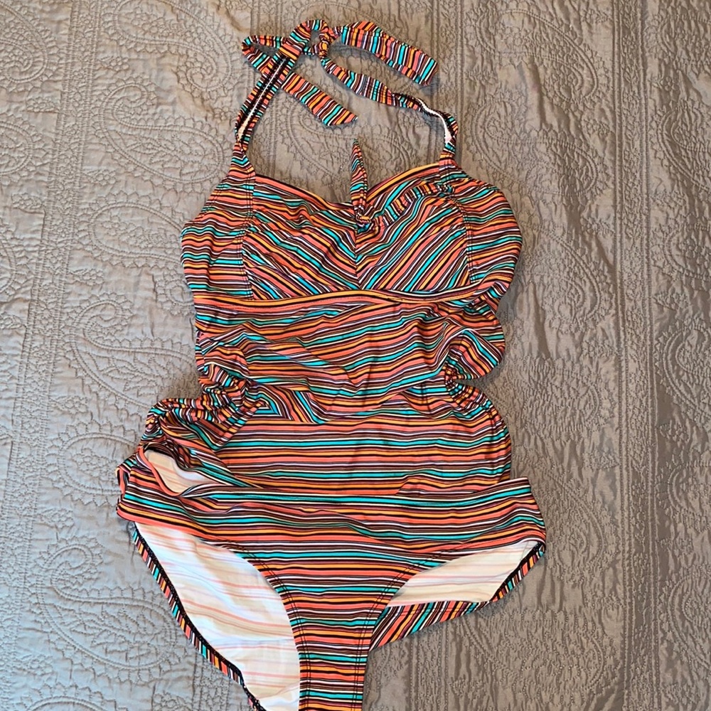 EUC Motherhood Maternity striped two piece suit!